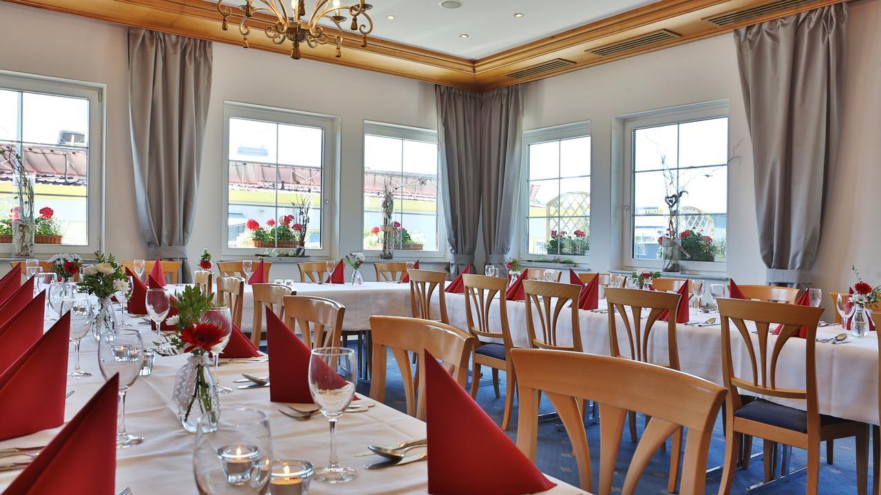 Hotel Alznauer Hof Gomaringen Exteriér fotografie