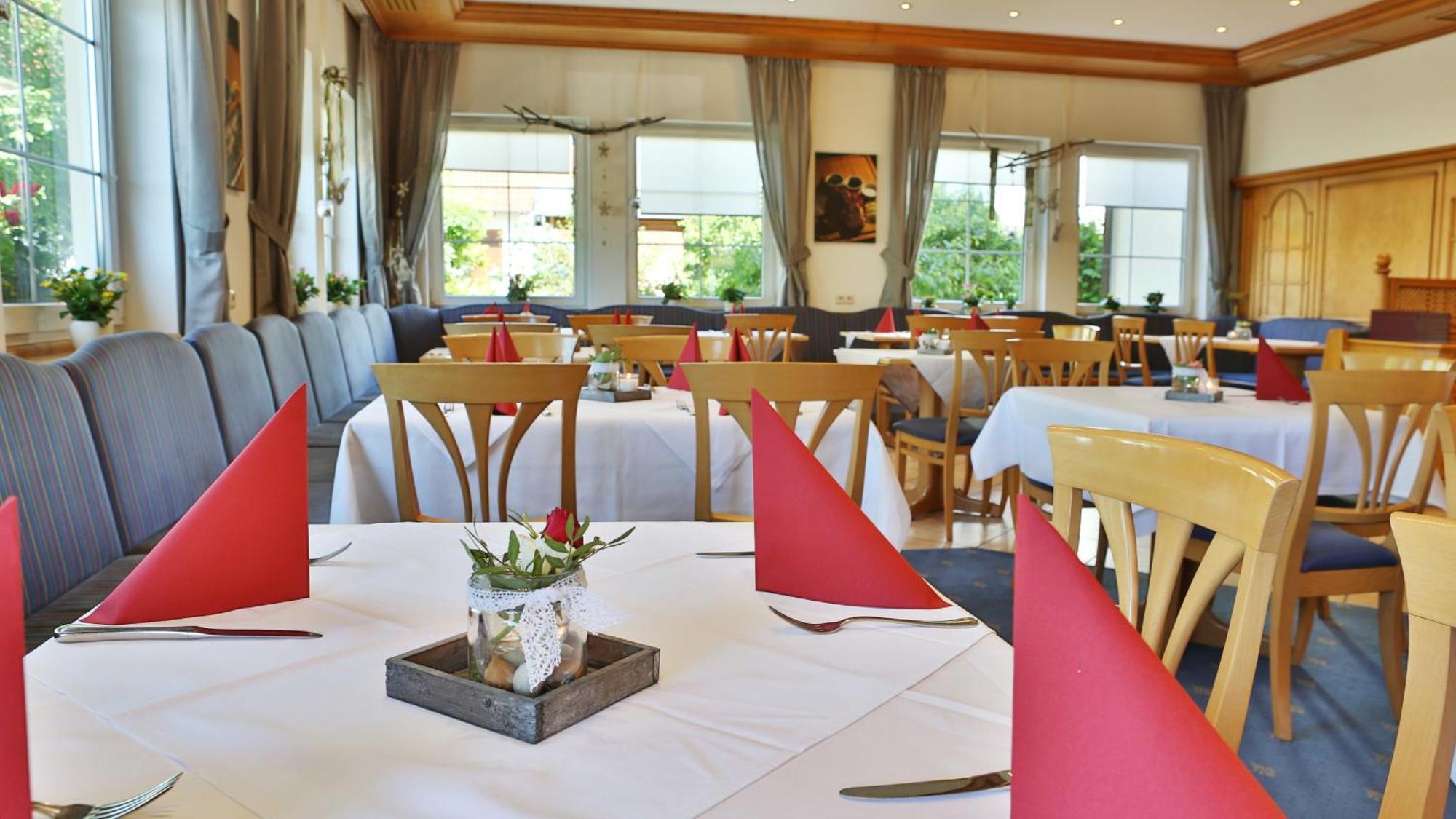 Hotel Alznauer Hof Gomaringen Exteriér fotografie